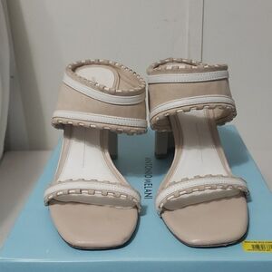 ANTONIO MELANI Tan Heeled‎ Shoes with Strappy Design